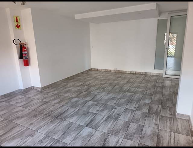 128M² OFFICE TO LET IN ALLEN'S NEK